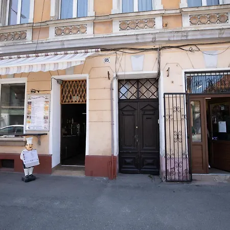 Manzur Apartment Brasov