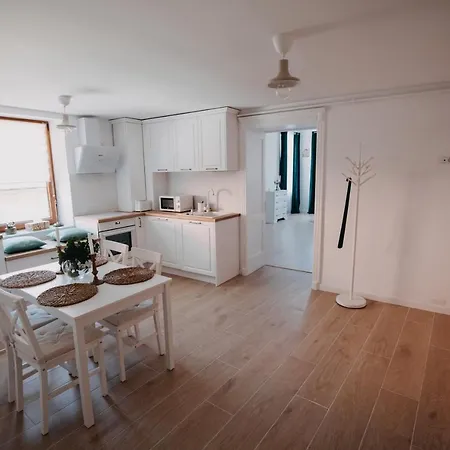Apartment Manzur Brasov